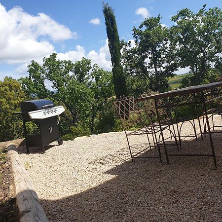 Gites L'Hermitage La Tour-d'Aigues Exterior photo