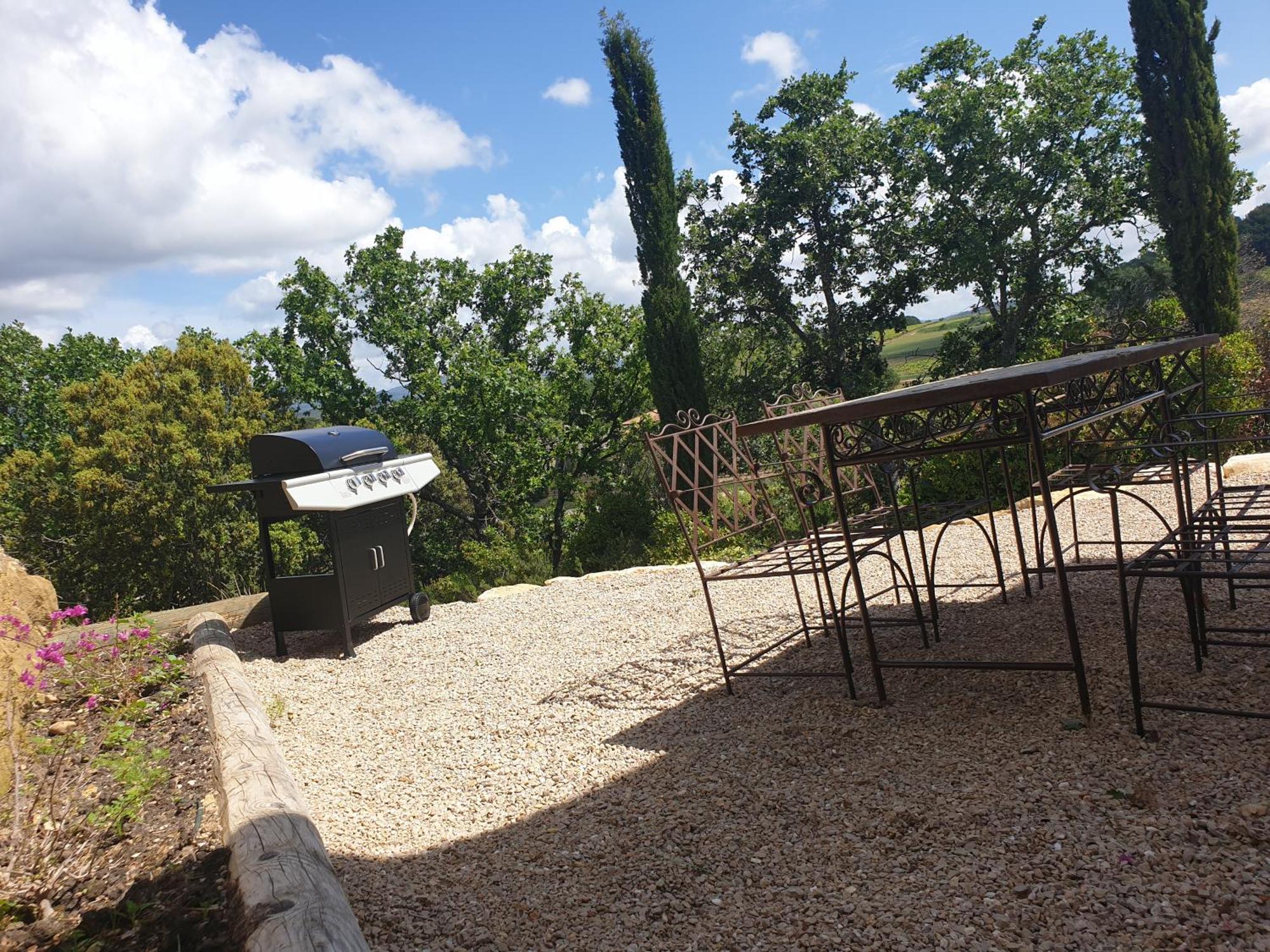 Gites L'Hermitage La Tour-d'Aigues Exterior photo